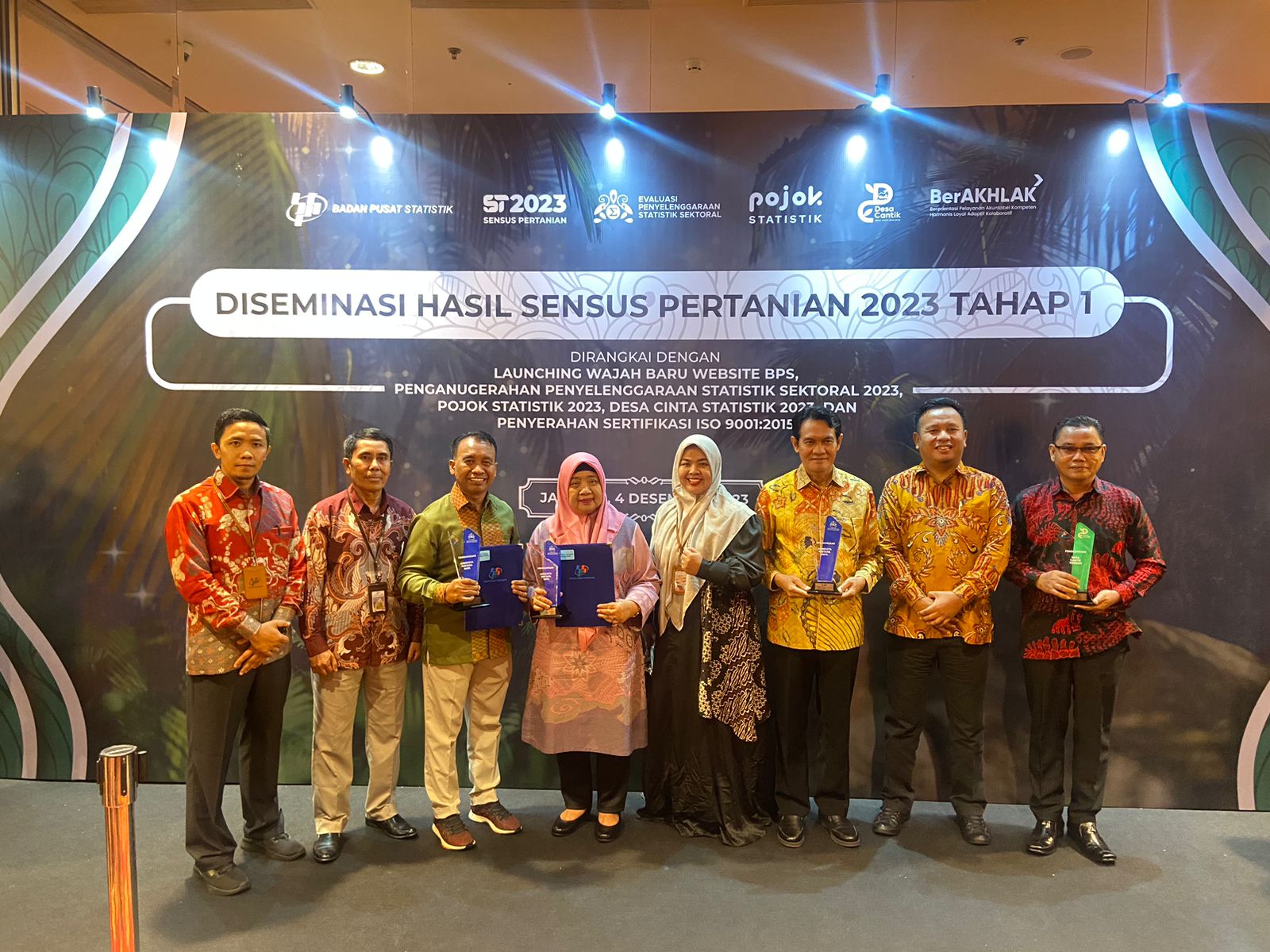 Prestasi Gemilang: Kabupaten Lombok Tengah Raih Penghargaan 